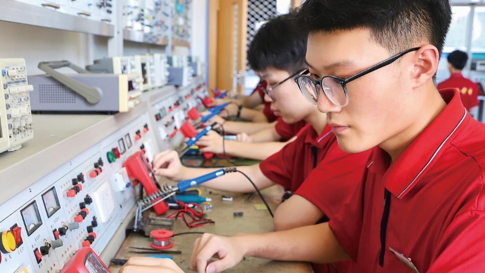 南(nan)山(shān)教育